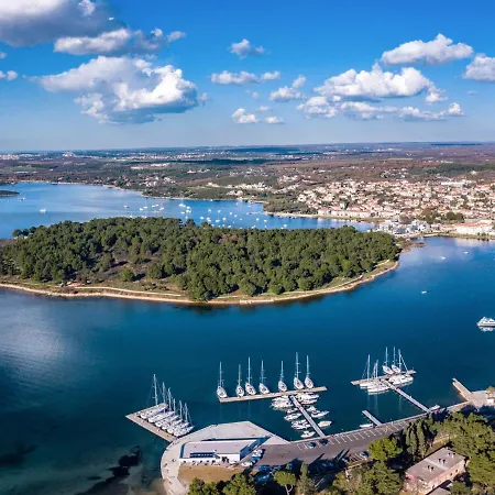 Apartman Hilde Red-7 By Interhome