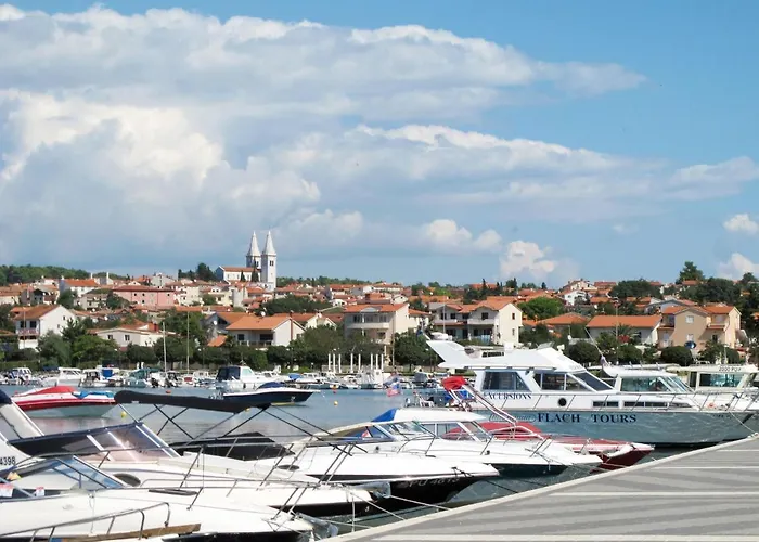 Hilde Red-7 By Interhome Appartement Medulin